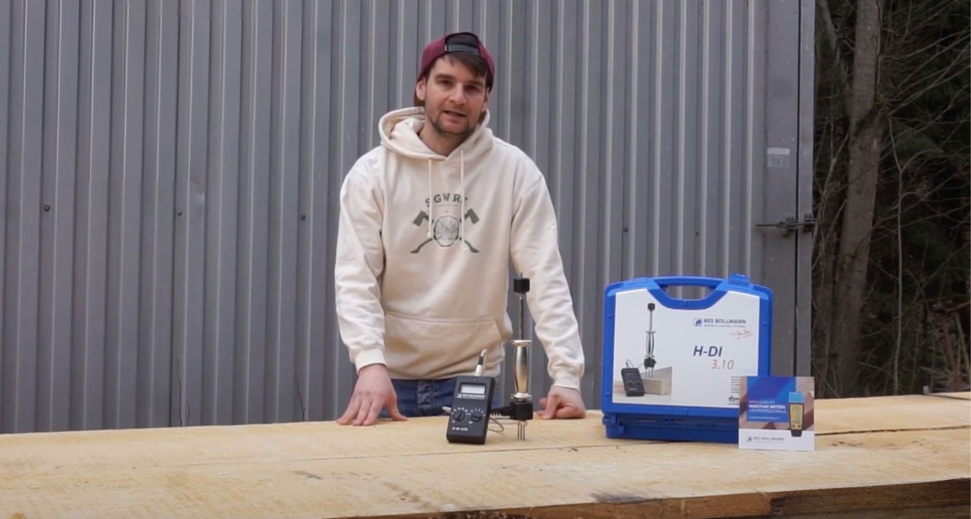 The-H-DI3.10K-is-the-ideal-instrument-for-professionals-who-work-with-wood-and-building-materials-aspect-ratio-1160-620